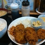 ごはんの店 絆 - ヒレカツ定食