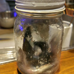 小川の魚 - 活きたどじょうを酒漬け