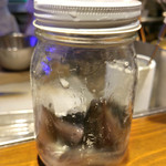 小川の魚 - 活きたどじょうを酒漬け