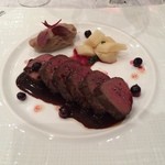 ルグドゥノム ブション リヨネ - 長野県産鹿肉のロースト~超美味！