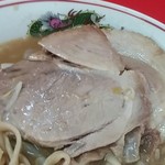 ラーメン二郎 - 豚がデカイ(￣□￣;)!!