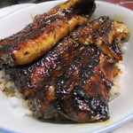 鰻丼(角度を変えて)