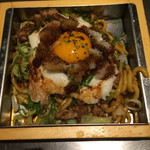 かしわ - とろろ入り焼きそば