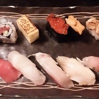 寿司割烹 魚紋 - 3500にぎり