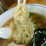 【2015.12.19(土)】醤油らーめん(豚バラ・並盛・185g)750円