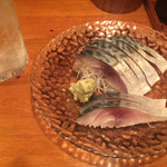 立ち飲み七助 - しめ鯖とチューハイ
                                