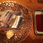 立ち飲み七助 - いわし刺身
                                
