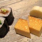 鮨　かねさか - 玉子＋べったら漬け