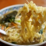 Shuurai - 五目ワンタン麺  手打ち麺ＵＰ