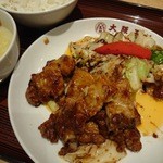 大阪王将 - ステーキ回鍋肉ごはんセット