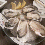 エイス シー オイスターバー - 生ガキ