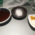 お食事処　とんとん　奈良香芝店 - ソース、塩、漬物