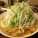 しゅんしゅんめん - 「葱ラーメン（メンマトッピング）」h27.12.18撮影