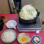 Aoyama Shokudou - ホルモン鍋定食