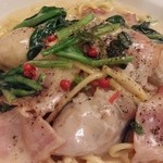 ピオッポ - 牡蠣・ほうれん草・ベーコンのクリームソース