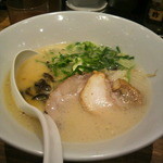 博多 一風堂 五反田店 - 白丸元味