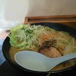 めん楽亭 - レタス味噌ラーメン