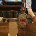 コーヒーハウス ニシヤ - クレーム ド ペッシェのカクテル（700円）