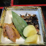 Toromochi No Ie - うす定食のおばんざい