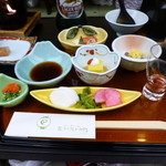Matsuriya Yuzaemon - 夜の宴会開始時はこんな感じです。この後、刺身や天ぷら等が出てきます