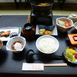 Matsuriya Yuzaemon - 朝ご飯。ボリュームタップリ！！左手の温泉卵が美味しかったな〜