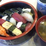 大進鮨 - 「ランチ・にぎり(800円)」[平成27年12月１日(火)撮影]