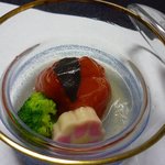 7月限定メニュー朝顔御膳　冷し鉢：トマトの冷やし煮物