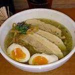 アイバンラーメンPLUS - 塩ラーメン。