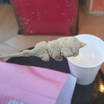 浅草きびだんご　あづま - きびだんご 5本(300円)　＋　甘酒（100円）