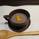 割烹 清風 - 紫カリフラワーのすり流し 生うに乗せ