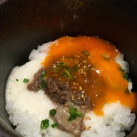 西麻布けんしろう - とろろご飯に先ほどのタマゴをかけて食べます。