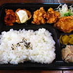 Indoriya - からあげ弁当