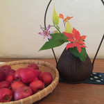 time&space 愛宕下 - 玄関のお花