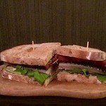 BARU 竹末 - サバサンド（700円）