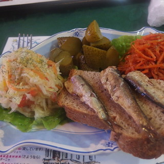 ロシア料理レストラン・バー ニーナ_0