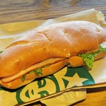 Starbucks - 美式总汇三明治。26元≒520円