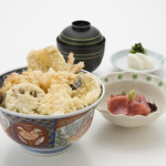 Tempura Shinjuku Tsuna Hachi - 久蔵丼