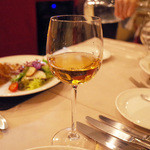 サンク・オ・ピエ - アルザス・ピノ・グリ ルネ・フライト(グラス960円・外税)