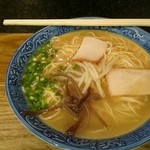 四方平 - スペシャルセットのラーメン