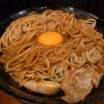 麺屋わっしょい - 生玉子を載せて。。。