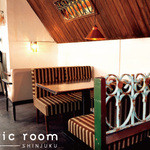 アティックルーム新宿