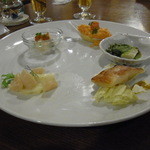 2015.12)ランチC（２７００円）の前菜。この前にアミューズ２品が出ました