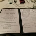 d.k Steakhouse - セットメニューもありましたが今回は皆好きな物をメニューからアラカルトで選んで注文、皆で取分けての食事です。
      