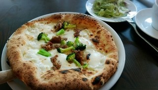 Itariambarurojikku - 本日のピザ 980円
