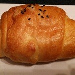 パン工場 - 料理写真:塩パンです。