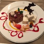 デルレイ カフェ＆ショコラティエ - クリスマスプレート★
            なんてかわいい！！
            ヌガーアイスとブッシュドノエルは相性もよい！