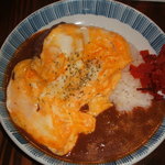 ジョリーシャポー - ハンバーグハヤシ¥1200（ふわトロ玉子とジューシーなハンバーグの絶妙なハーモニー）