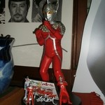 ジョリーシャポー - 店内の展示品（ファイティングポーズの7）