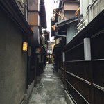 玄関までの小路