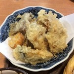 蕎麦 つづら - 牡蛎の天ぷら 粒が大きい！